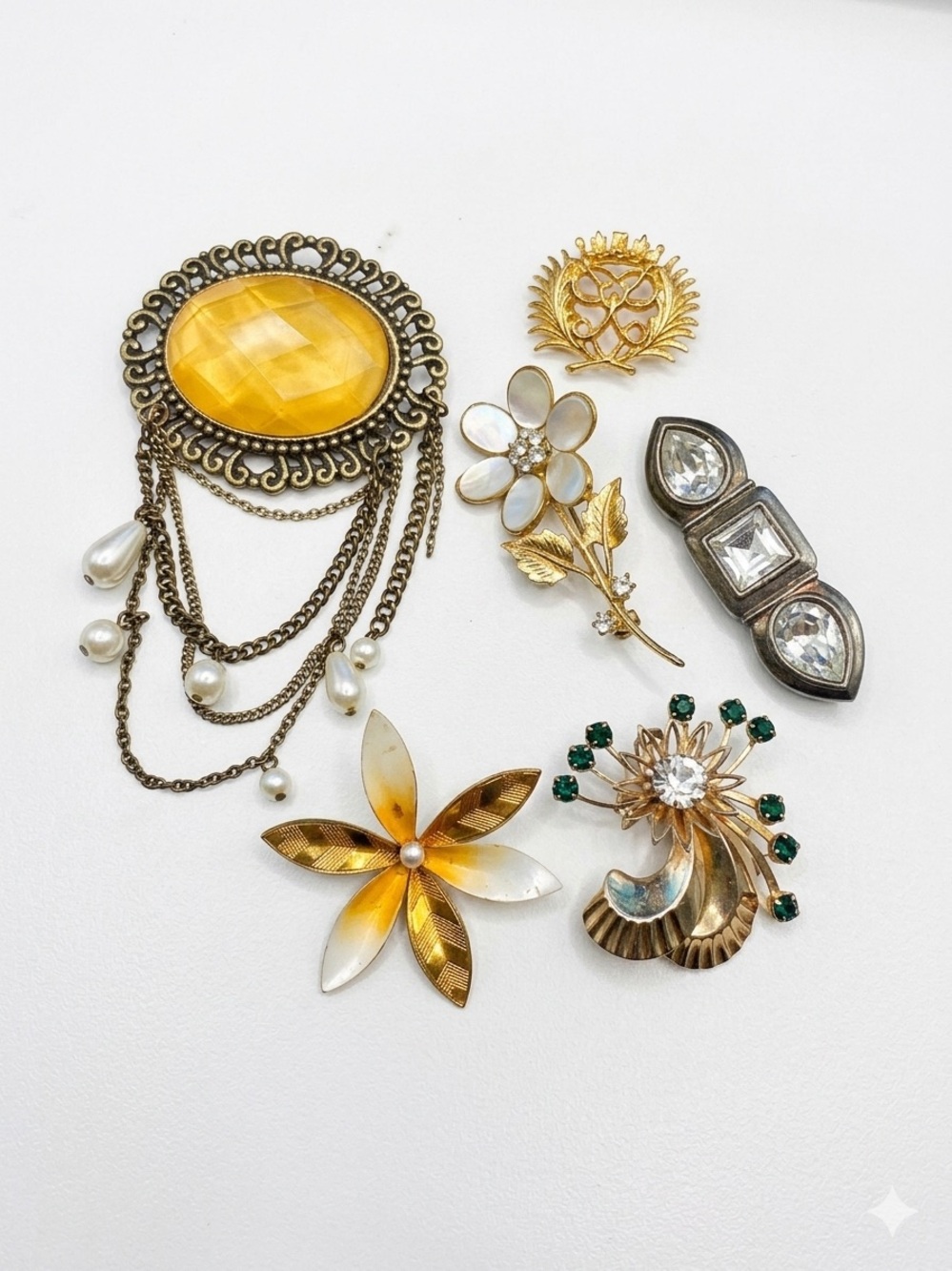 Vintage Yellow and Gold Floral Brooch lot Collection - Women Jewelry